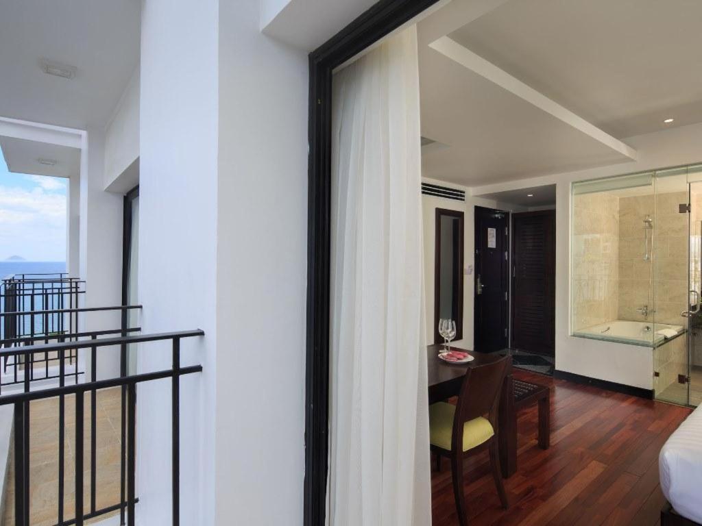 Legendsea Hotel Nha Trang Eksteriør bilde
